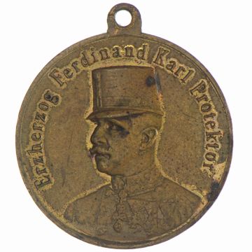 1907 Copper Portable AE Medal for the exhibition THE CHILD VZ, small spots, with eyelet.